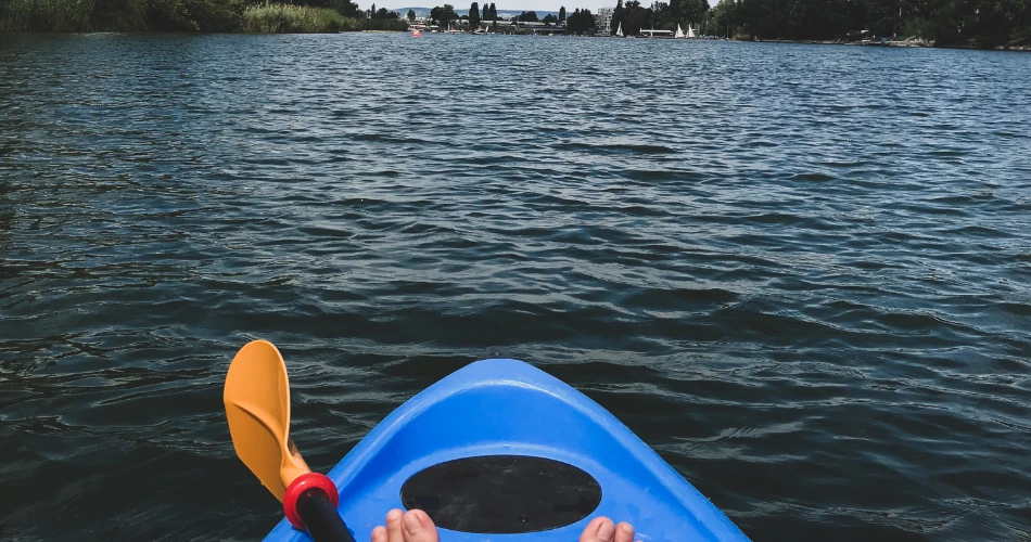 Pelarian Tepi Tasik Musim Panas Dekat Vienna